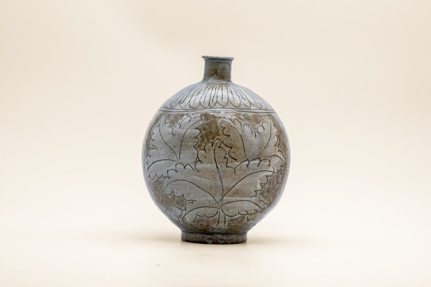 Henko Vase "Buncheong Kakiotoshi" | MIT-V007