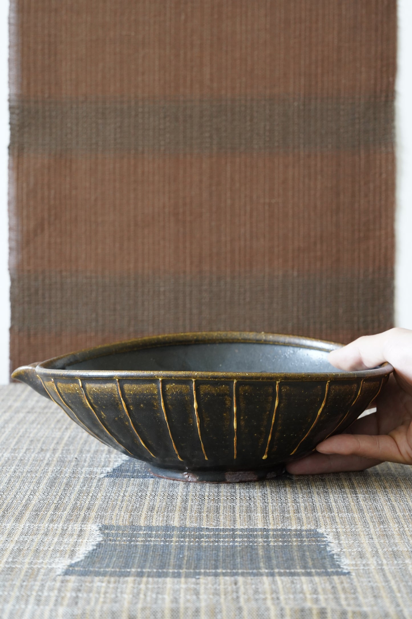 Black Glaze Katakuchi Bowl | MIT-L003