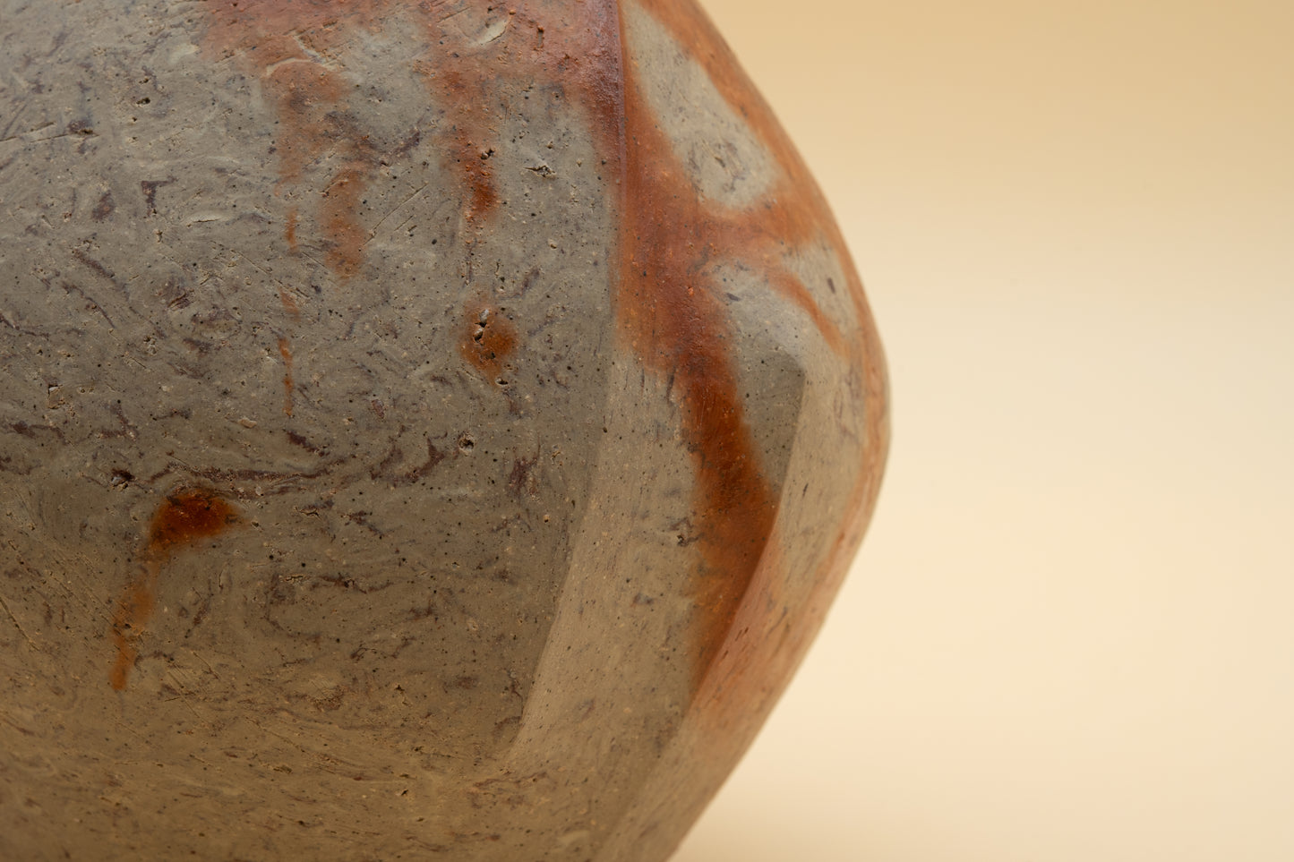 Bizen Flower Vase - "Shizen Nerikomi" by Hiroshi Toyofuku