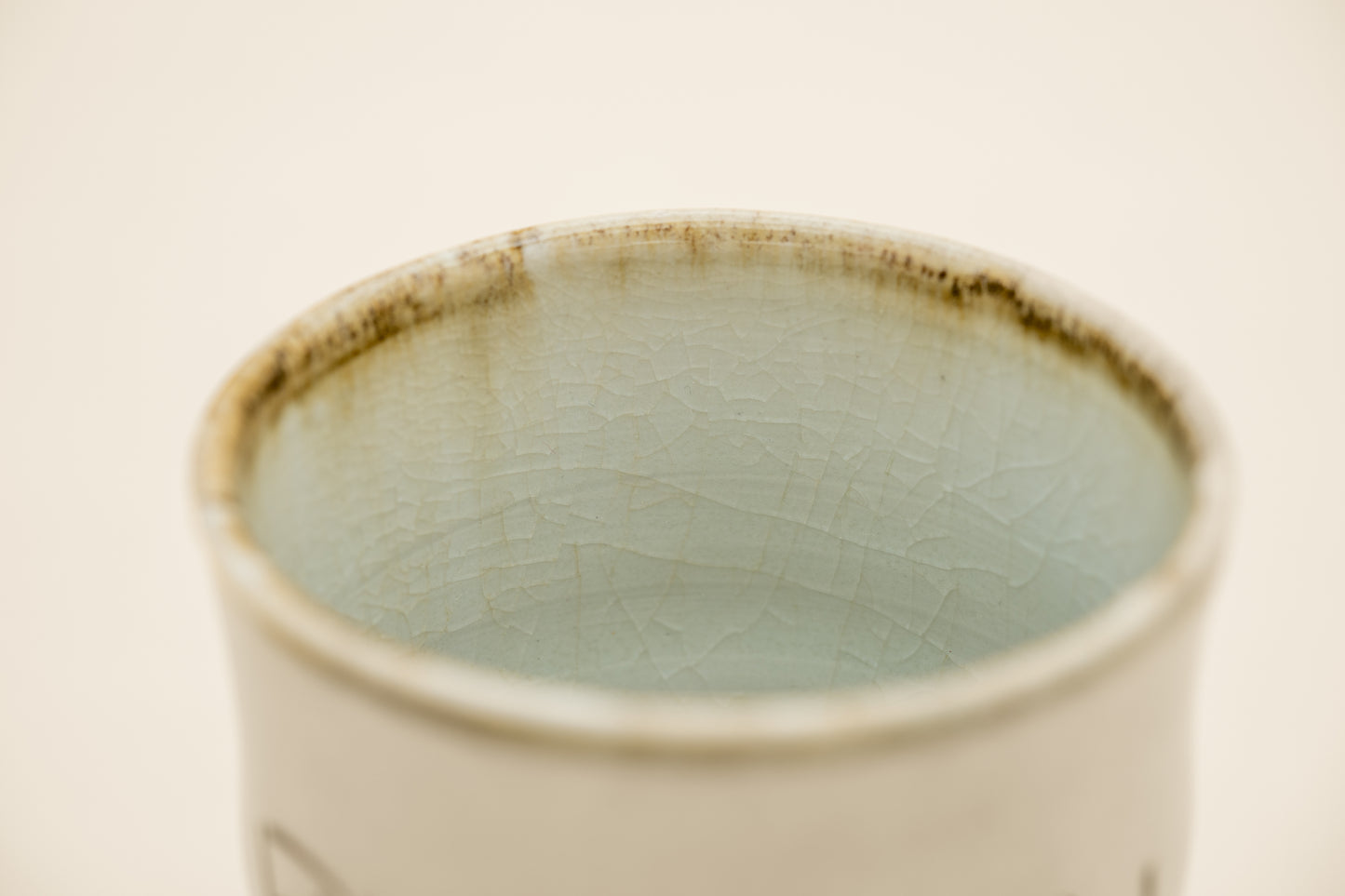 Tea Cup "Aka-e" 五風十雨 | MIT-C015C