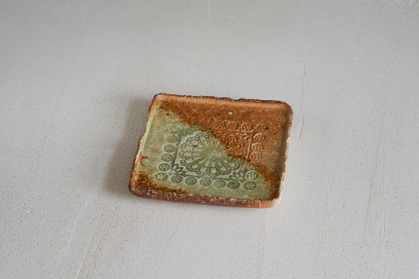 Shigaraki Square Plate | SUH-P011
