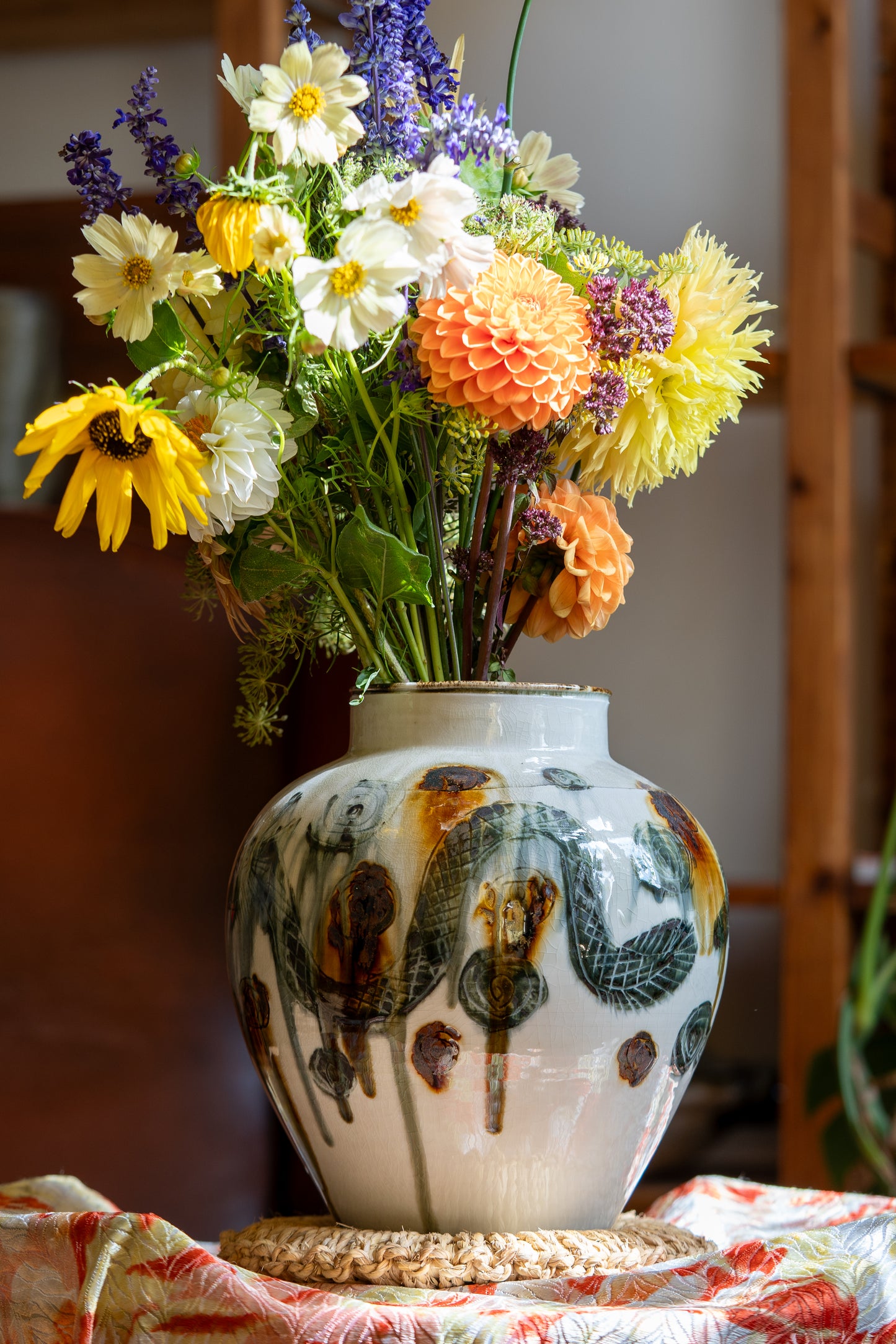 Vase "Tetsu-e Senkoku" | MIT-V009