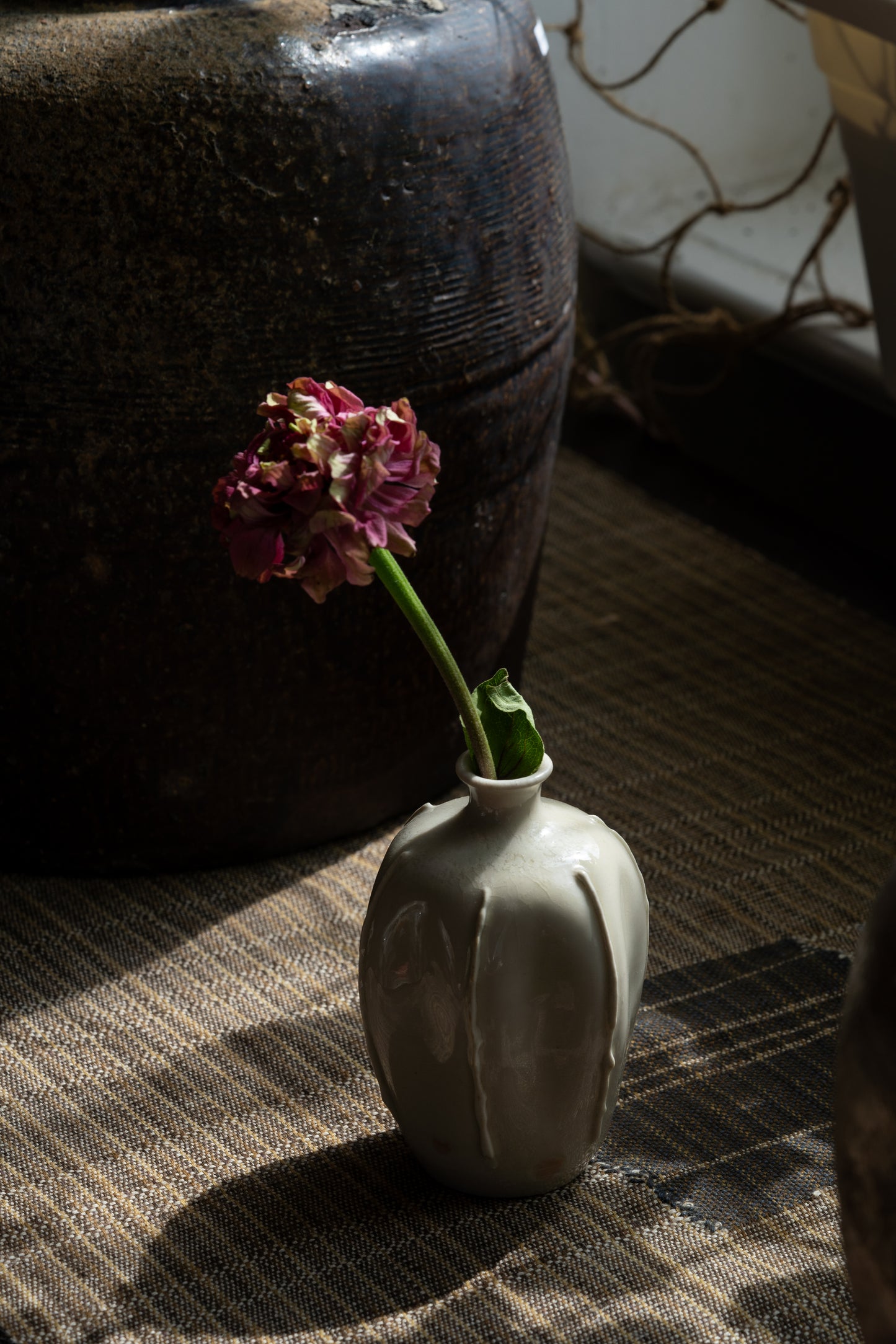 White Porcelain Vase | MIT-X004