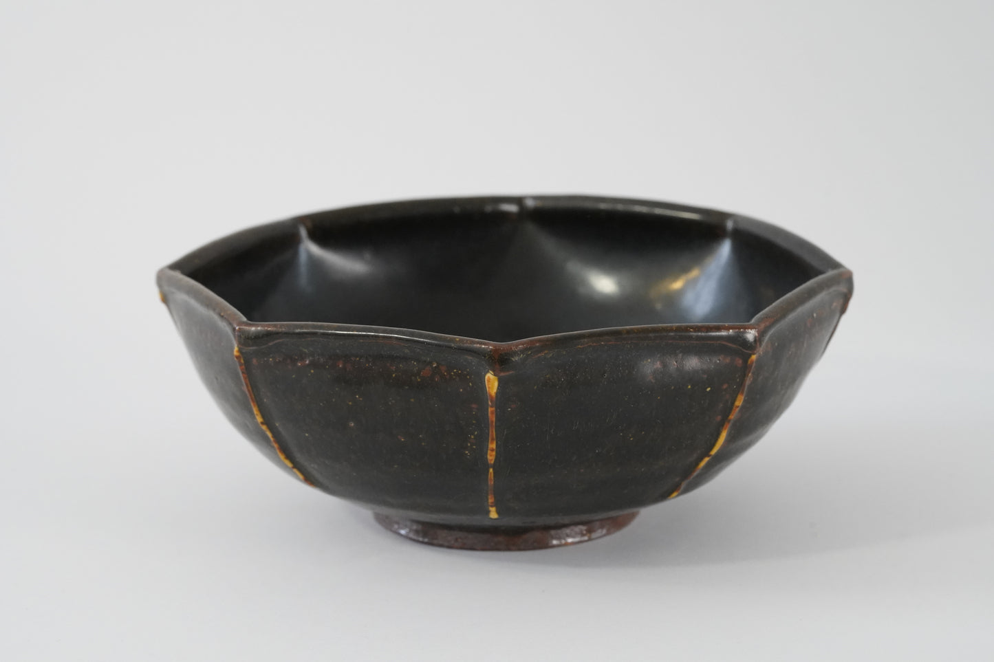 Black Glaze Octagon Bowl 18 cm by Tasuku Mitsufuji