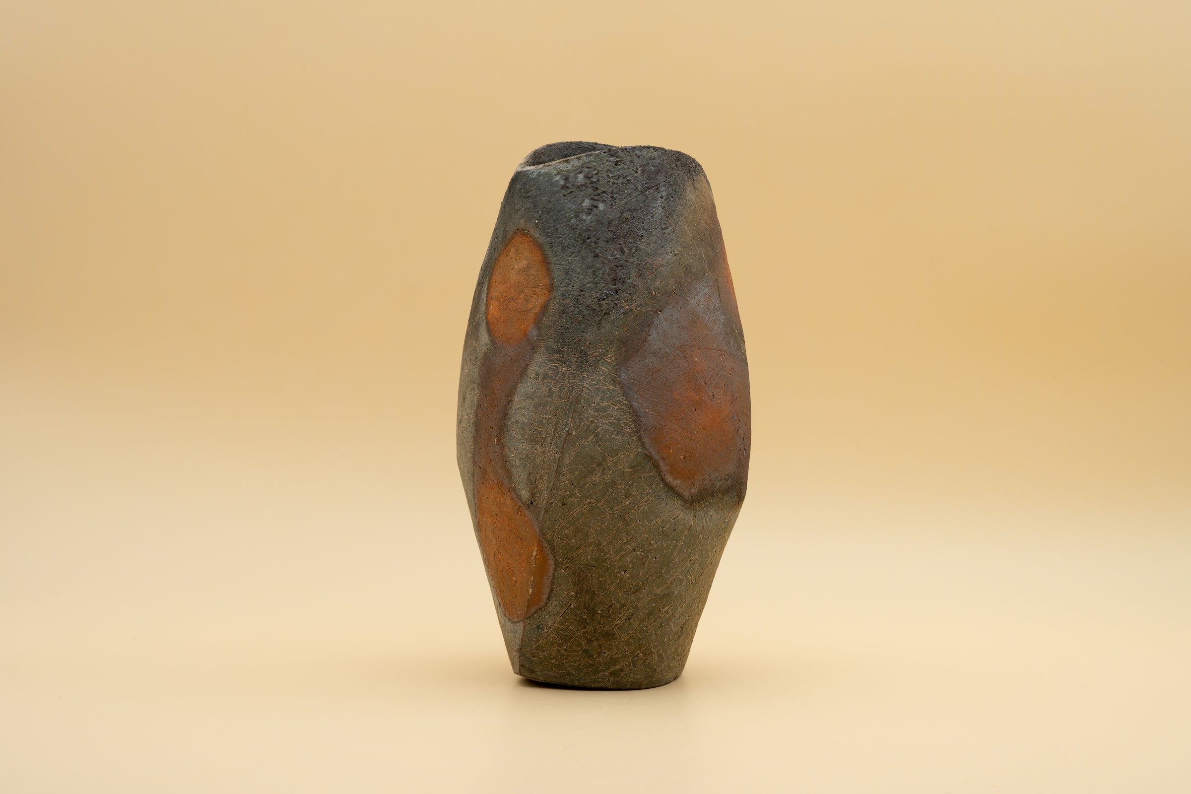 Bizen Flower Vase - "Shizen Nerikomi” by Hiroshi Toyofuku