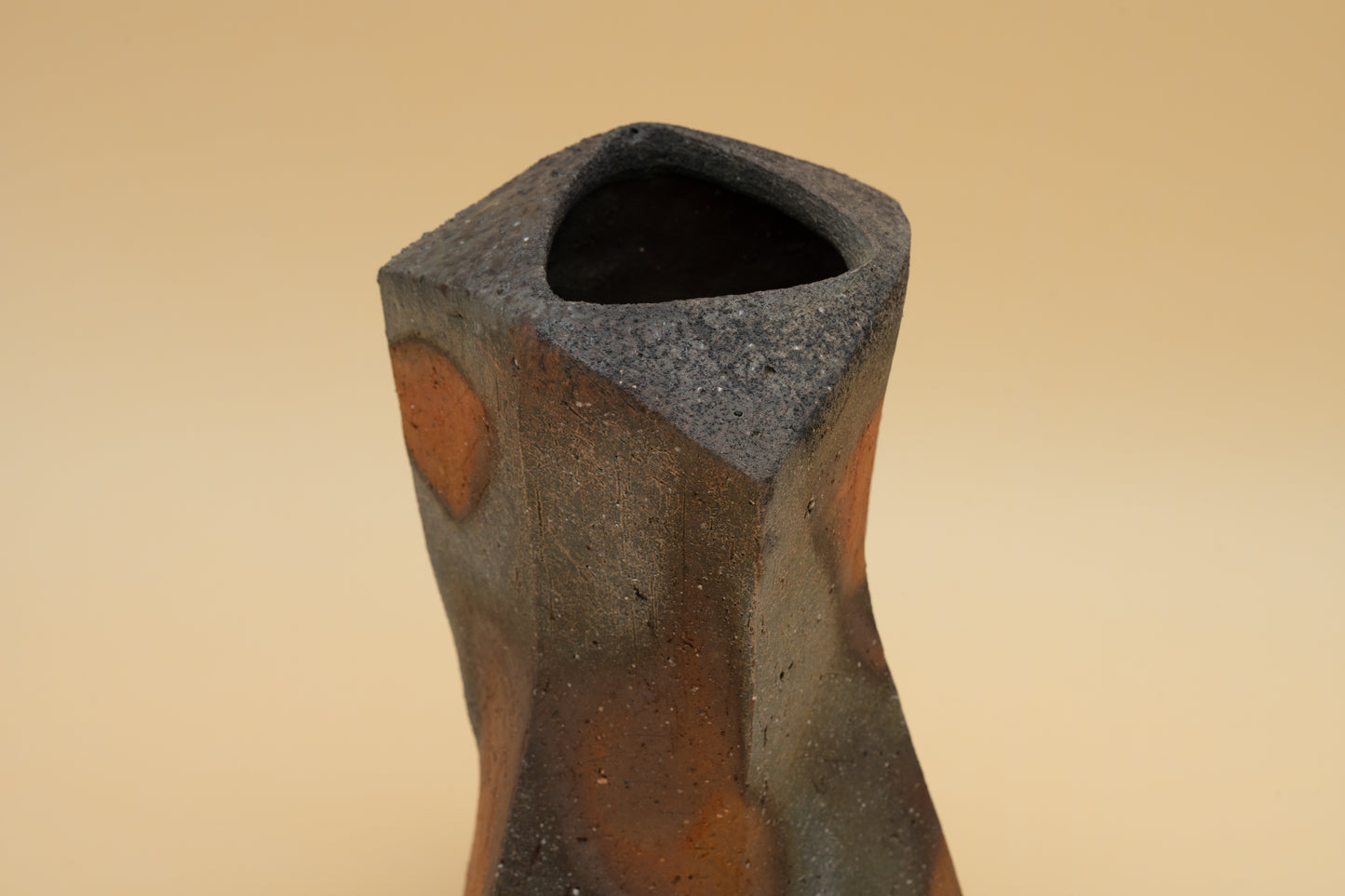 Bizen Flower Vase - "Shizen Nerikomi” | TOH-V001