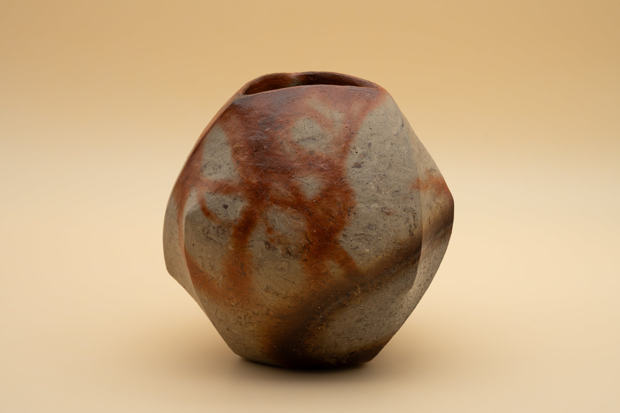 Bizen Flower Vase - "Shizen Nerikomi" by Hiroshi Toyofuku