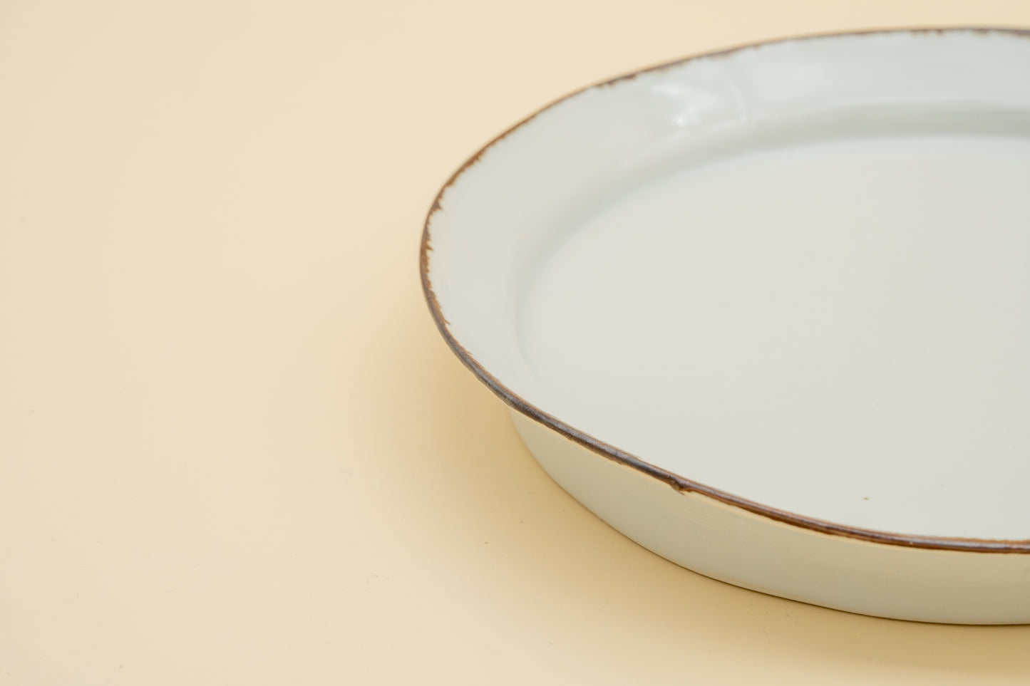 Rimmed Porcelain Plate (M) | WAK-S003_B