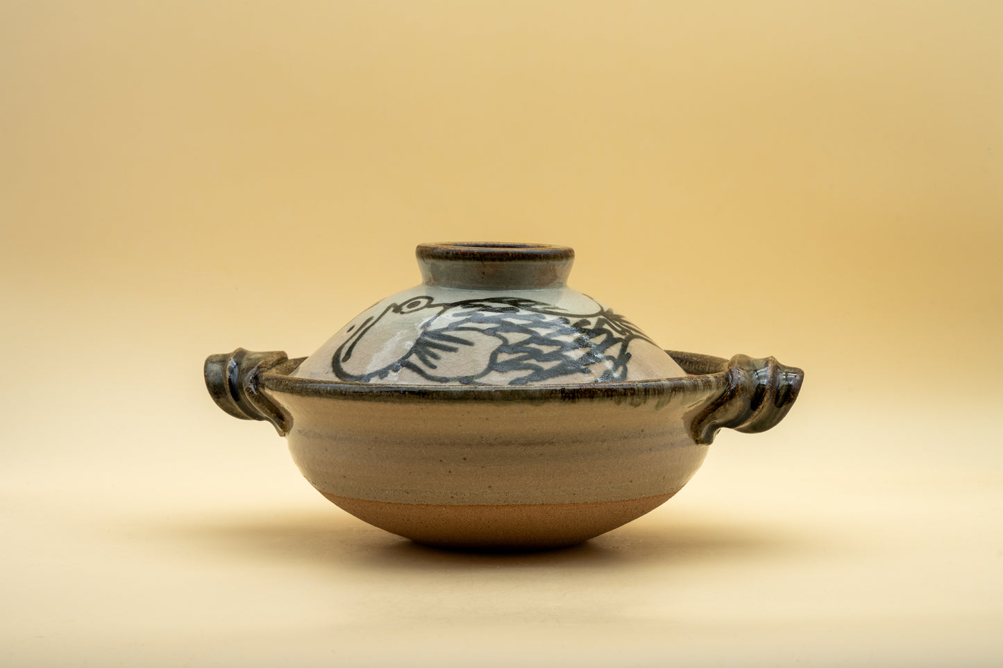 Donabe Clay Pot "Fish" 32cmDOR-D007