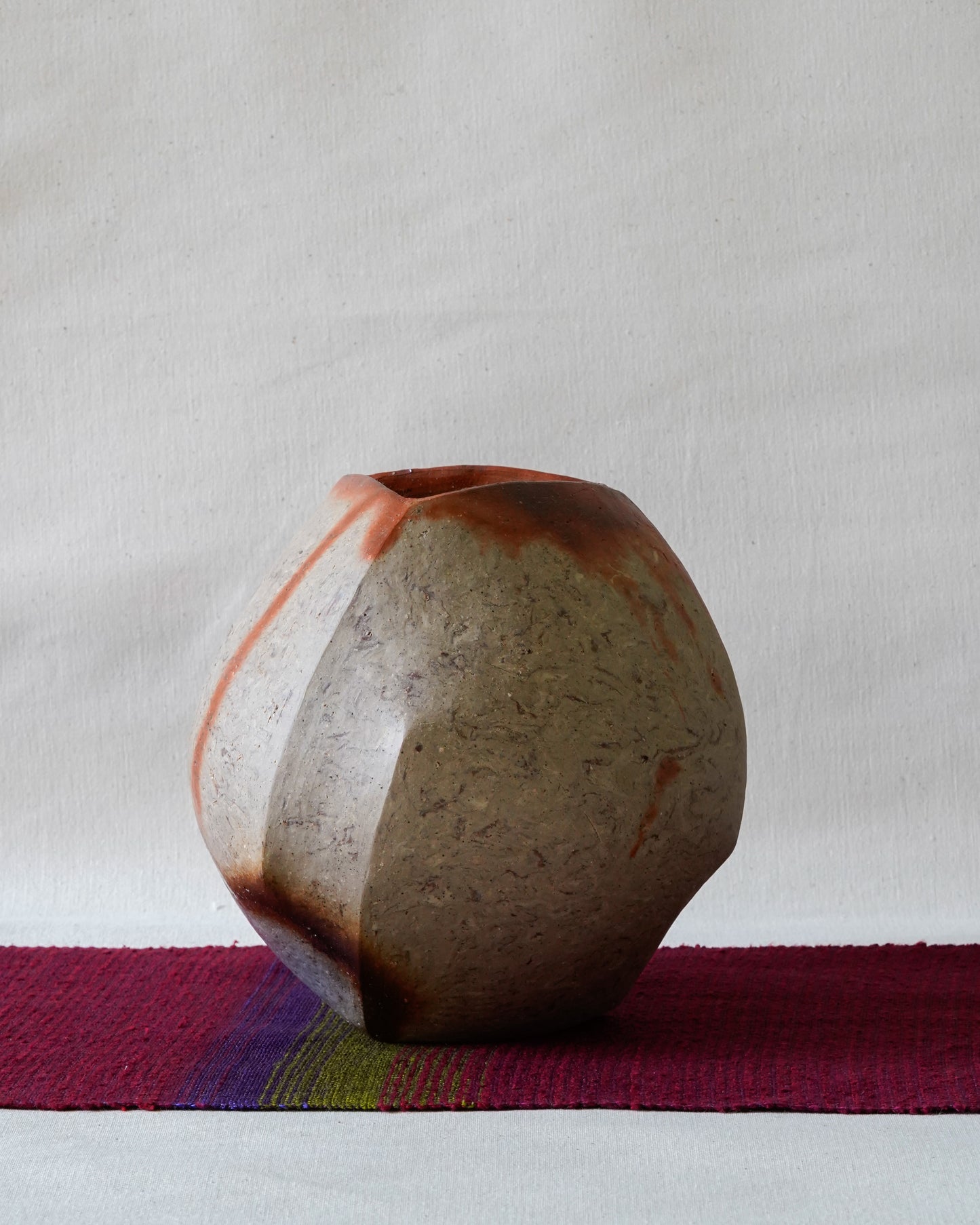 Bizen Flower Vase - "Shizen Nerikomi" | TOH-V003