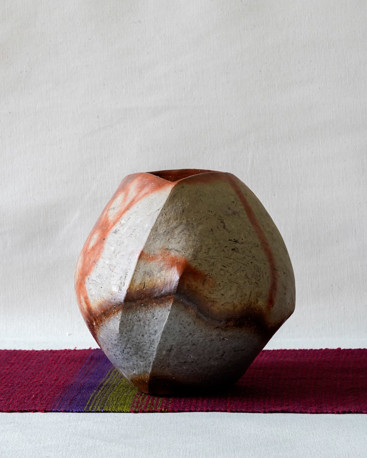 Bizen Flower Vase - "Shizen Nerikomi" | TOH-V003