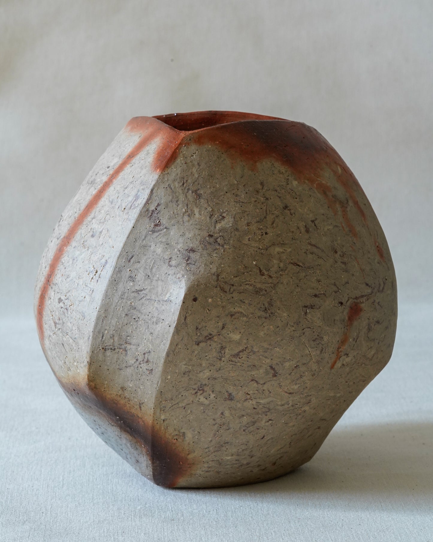 Bizen Flower Vase - "Shizen Nerikomi" | TOH-V003