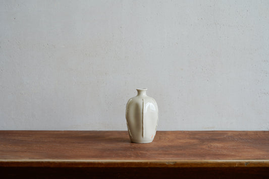 White Porcelain Vase | MIT-V014