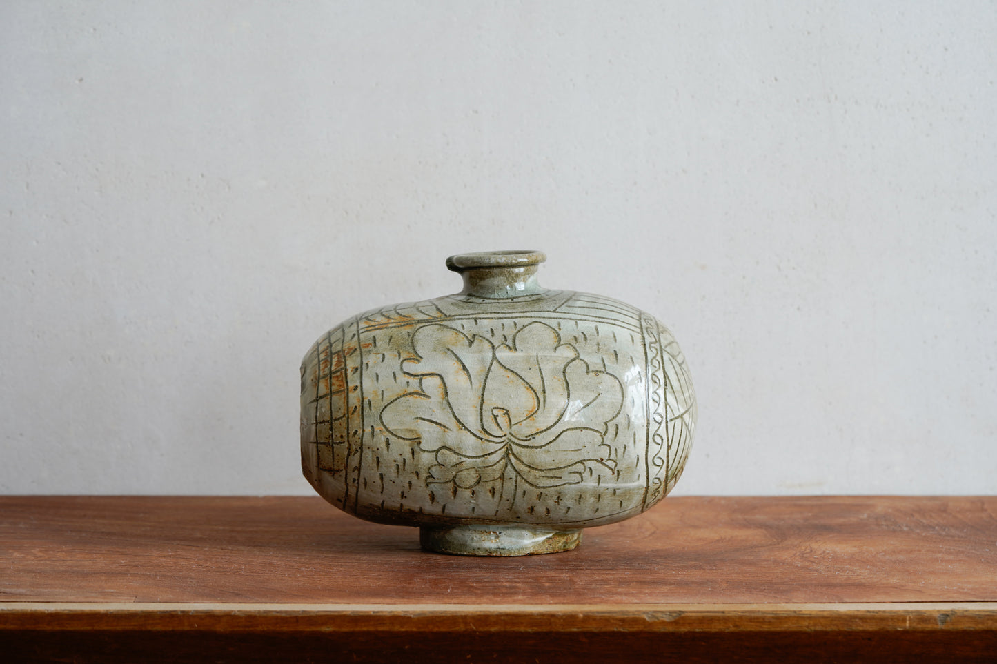Buncheong Janggun Vase | MIT-V008