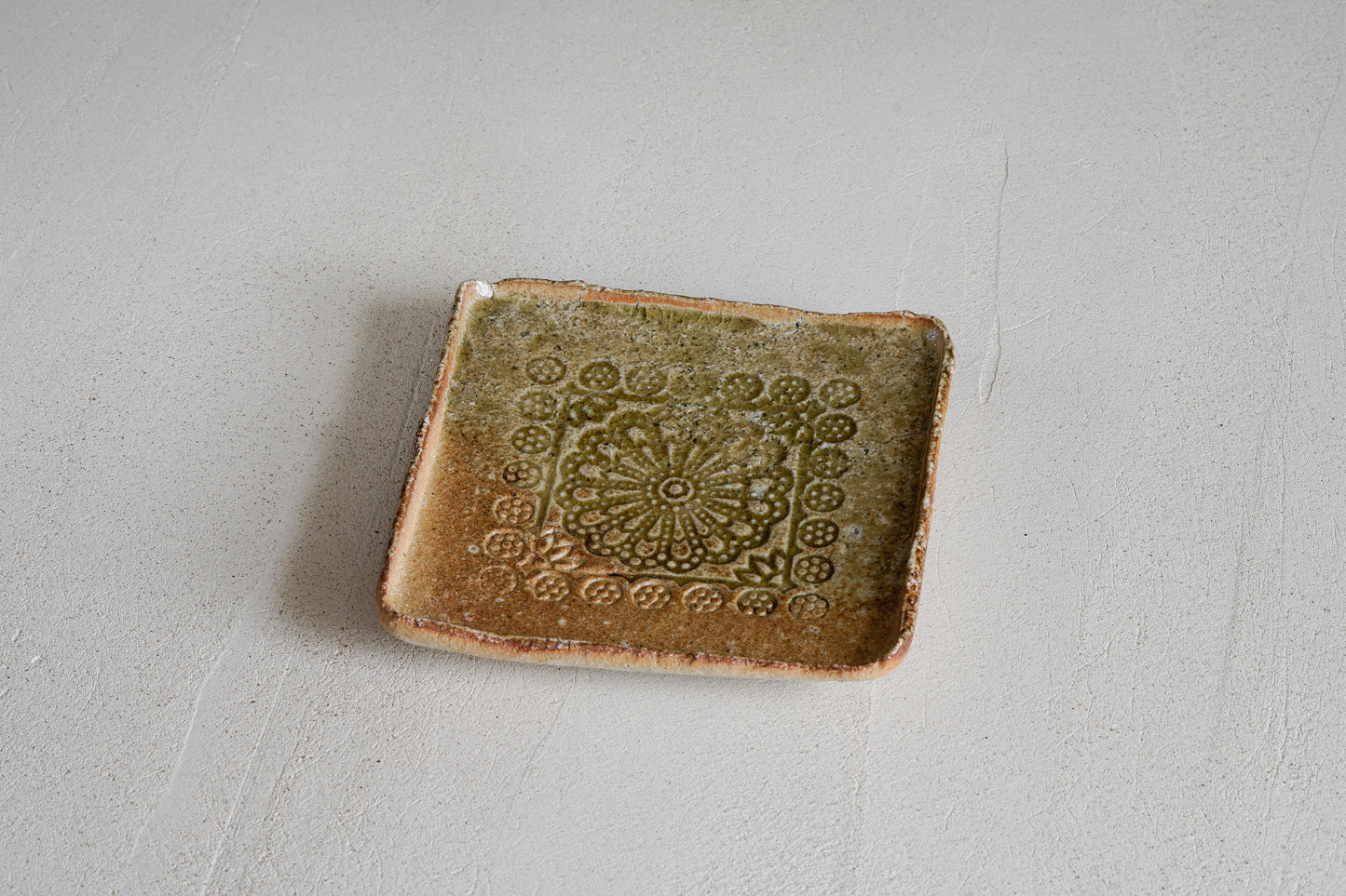 Shigaraki Square Plate | SUH-P011