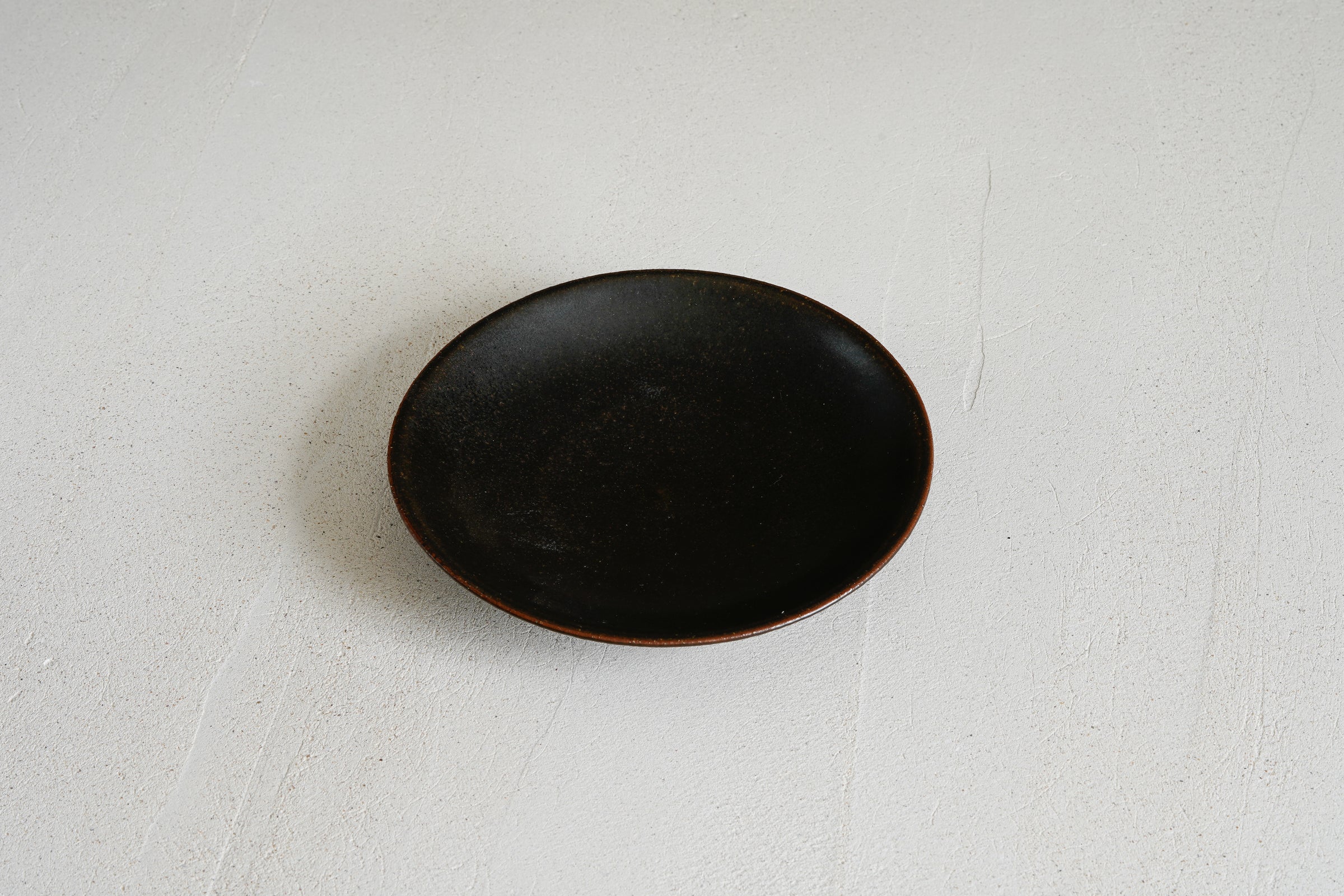 Black Glaze Plate 17.5cm | MIT-P042