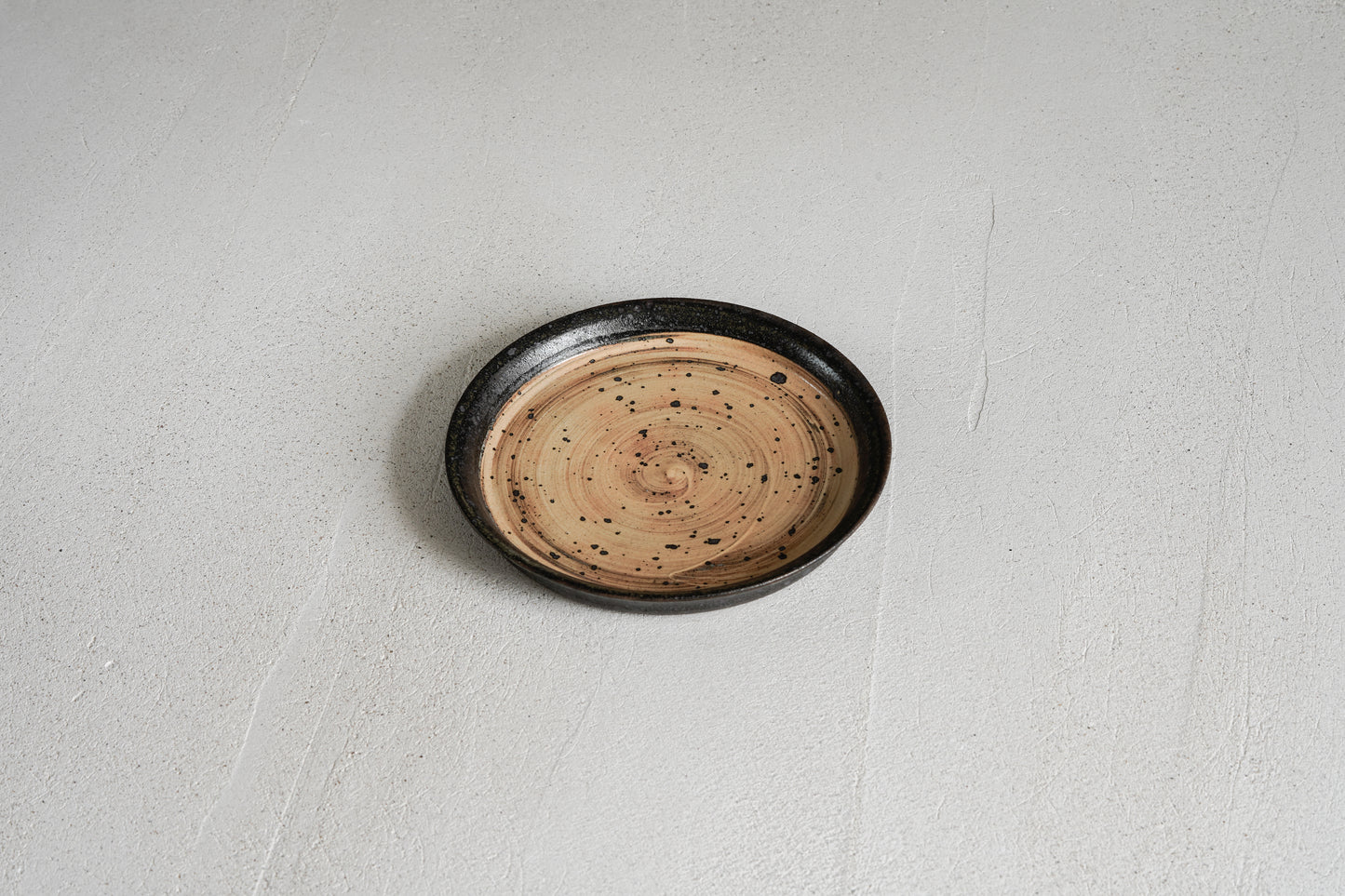 Hakeme Plate | NAK-P001