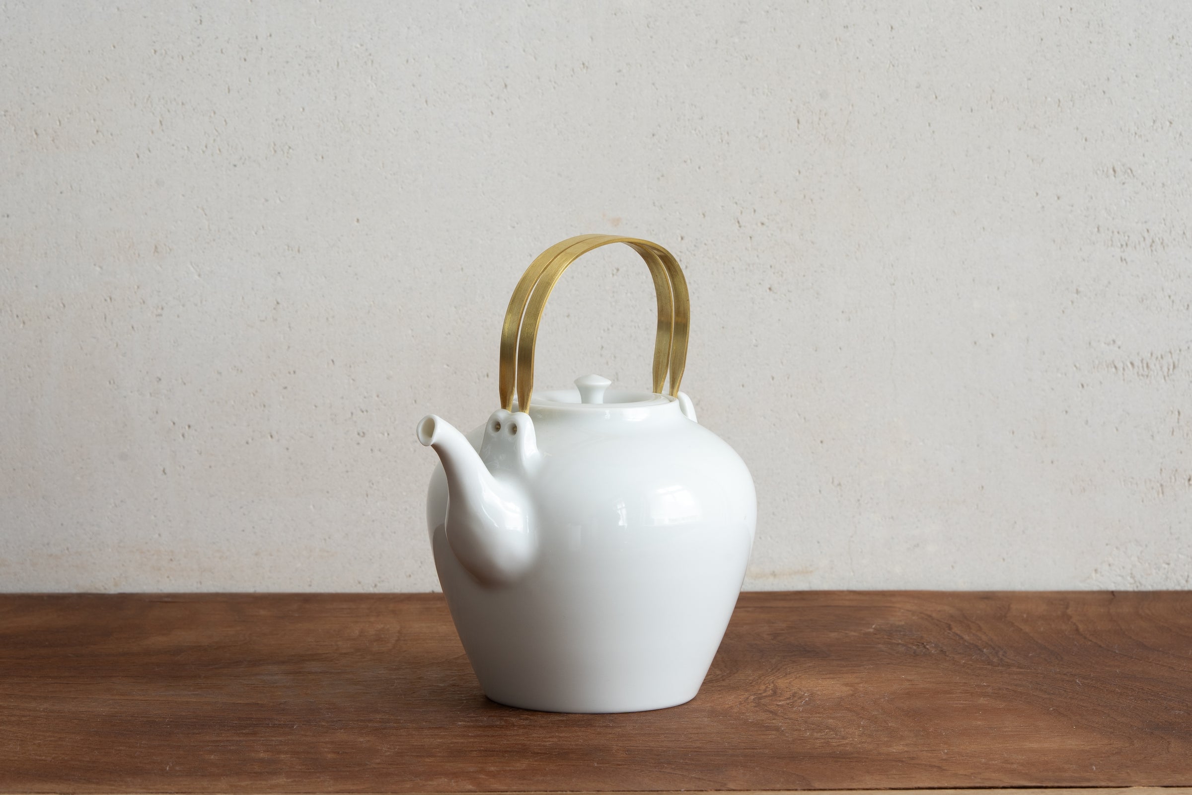 Porcelain Pot Brass Handle (M) | MUY-T002