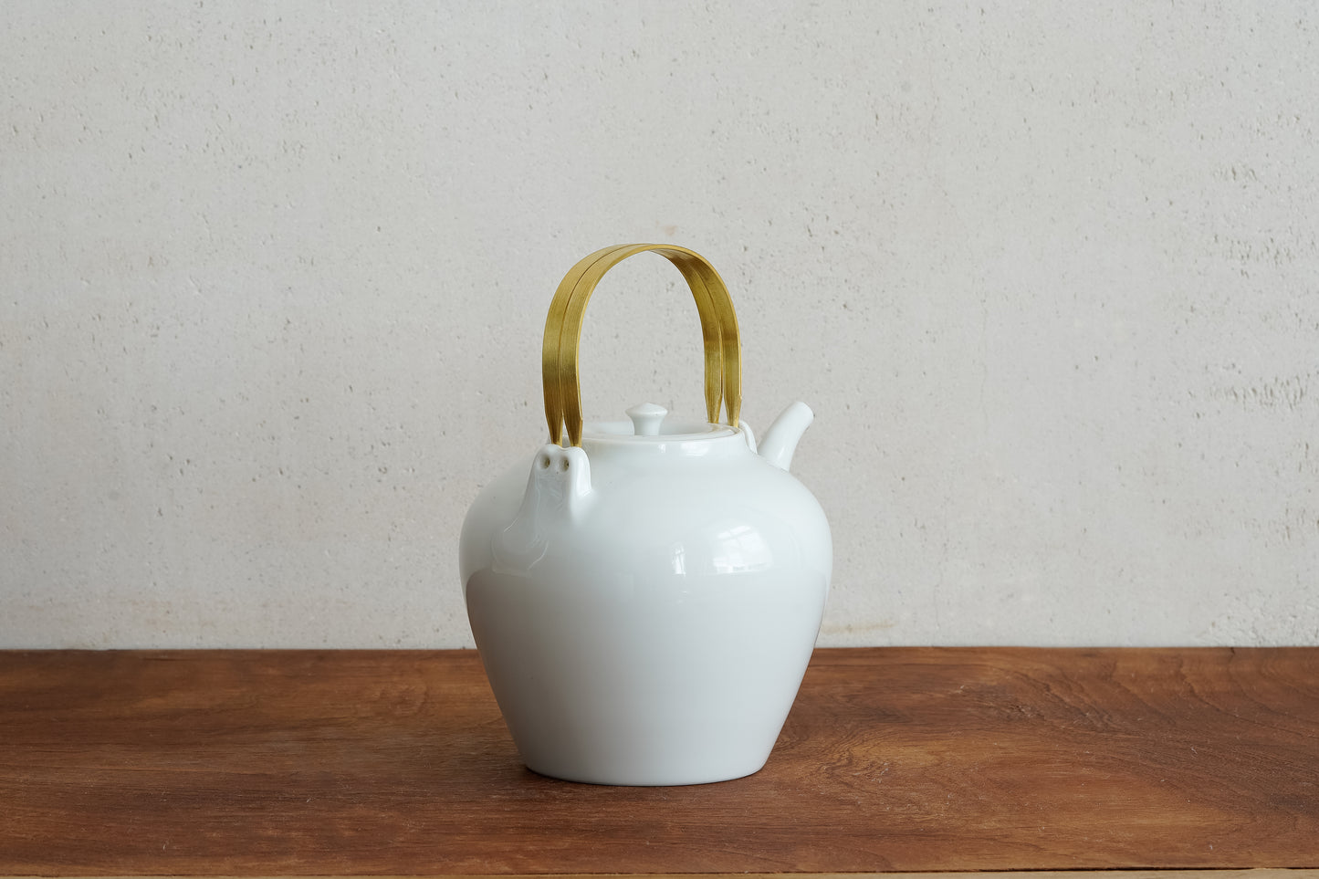 Porcelain Pot Brass Handle (M) | MUY-T002