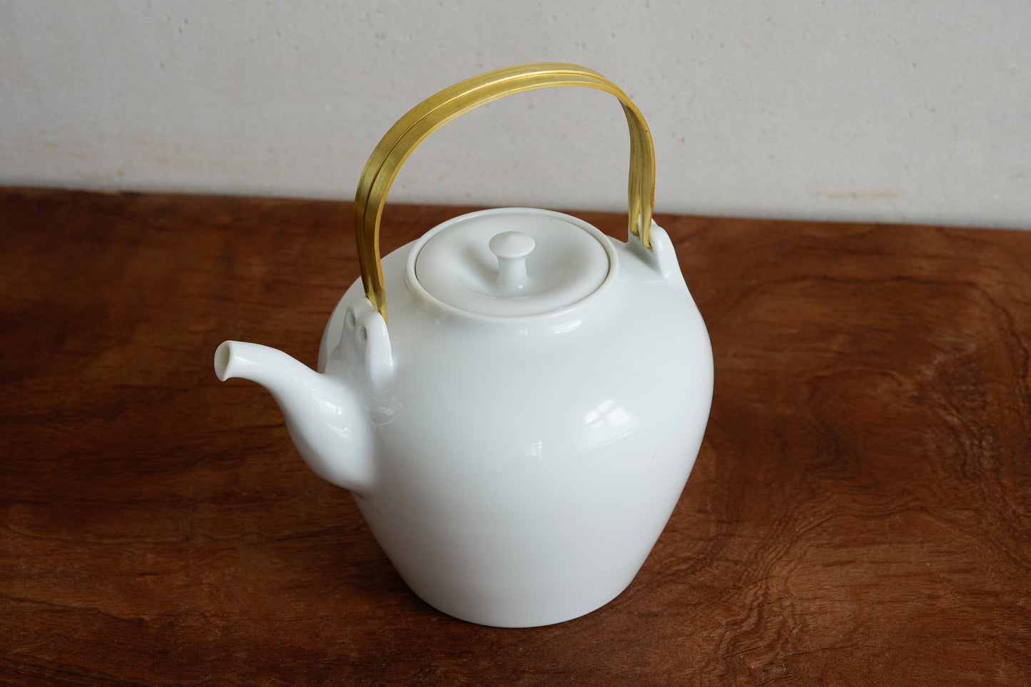 Porcelain Pot Brass Handle (M) | MUY-T002