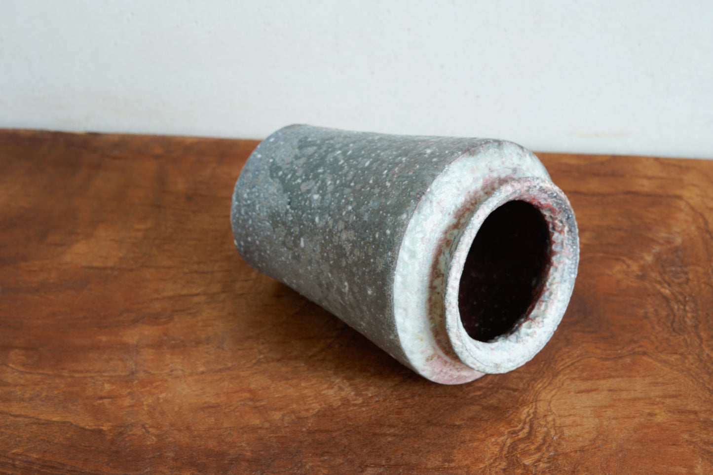 Yakishime Porcelain Vase | TAS-V005