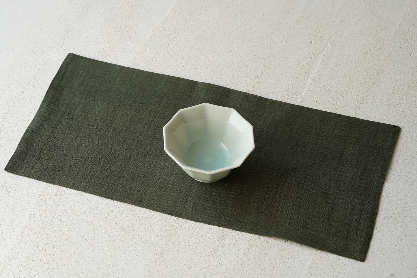 Celadon Decagonal Bowl | MUY-P001
