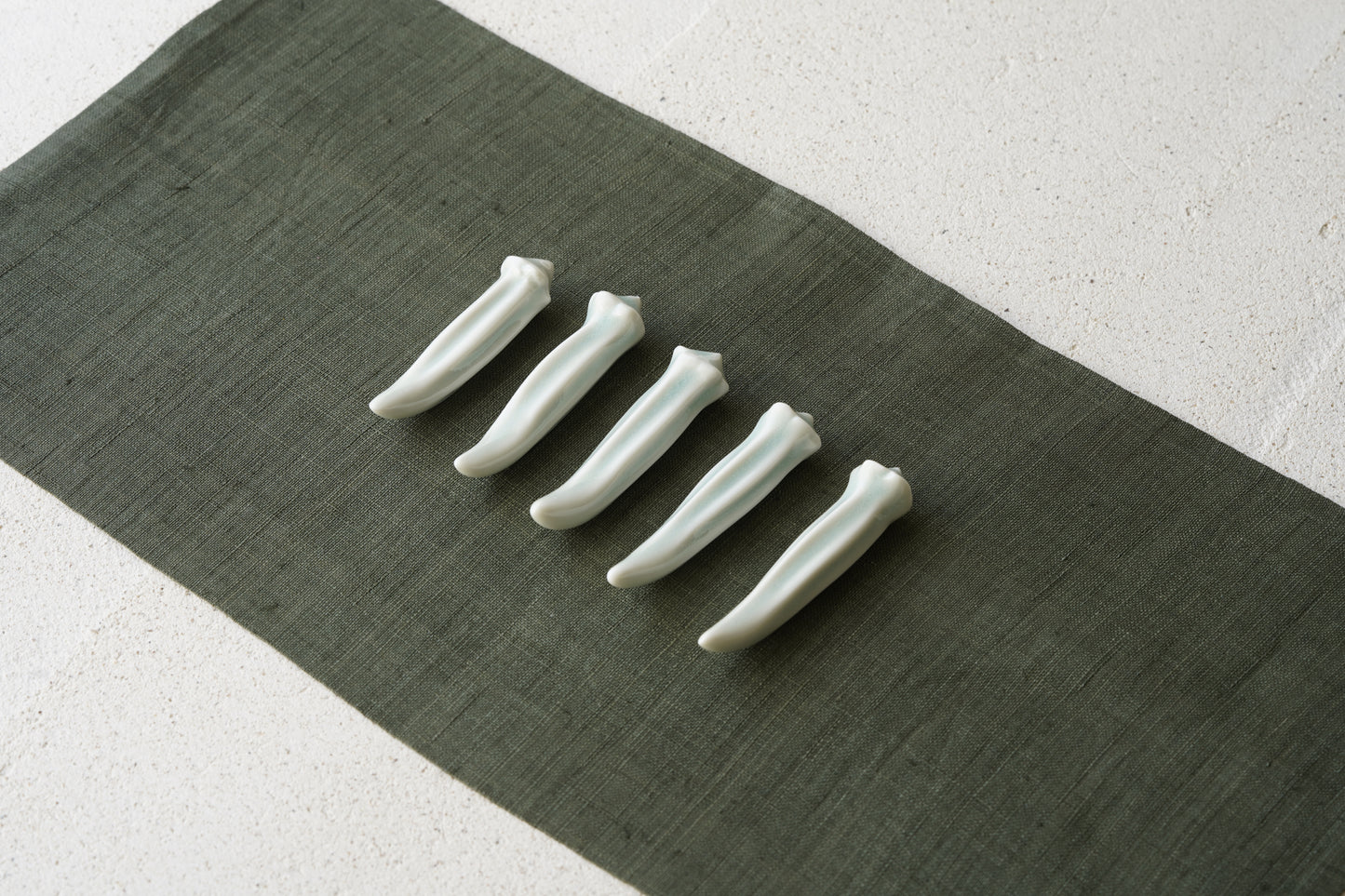 Okra Celadon Chopstick Rest  | MUY-M001