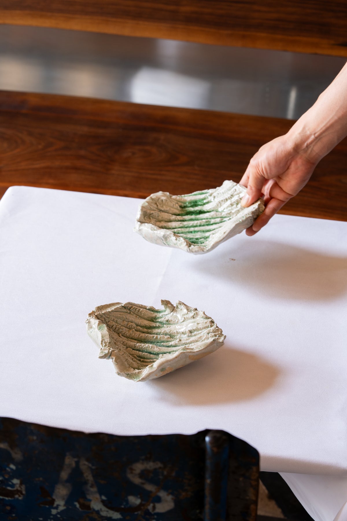 Ash Glaze "Shinogi" Plate | SUH-P009