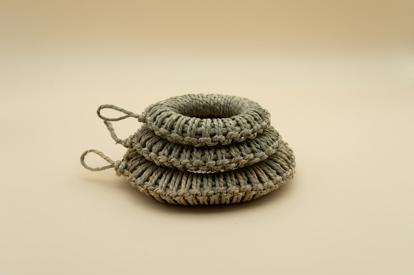 Igusa Ring Trivet